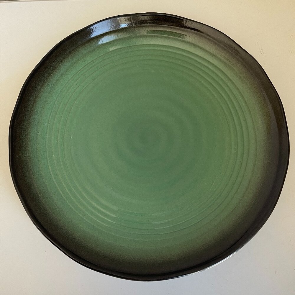 11ʺW Set of 2 Green Handmade Plates
